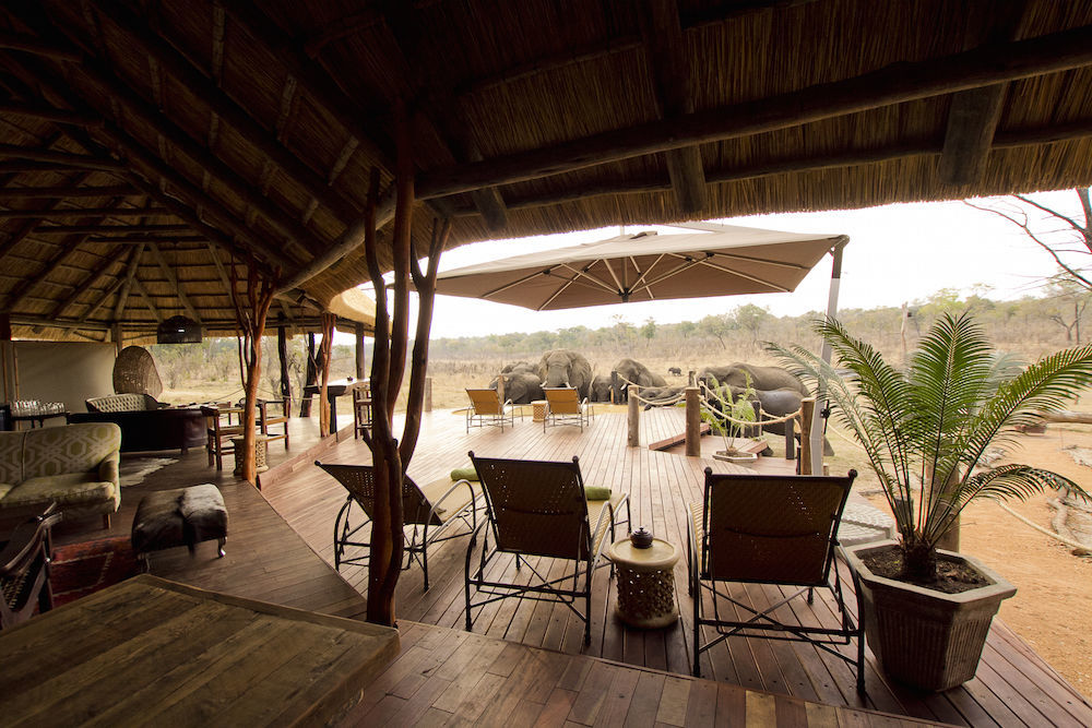 Ivory Lodge Dete Eksteriør bilde